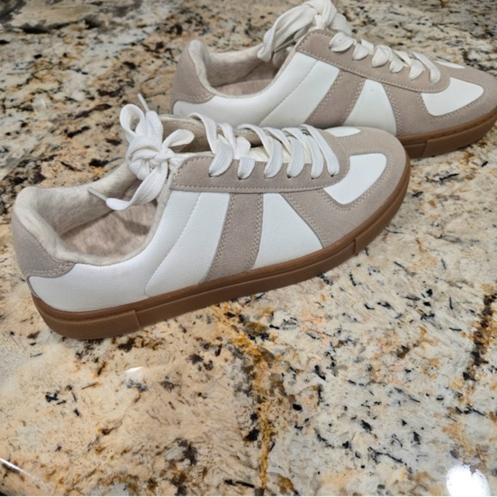 Sincerely Jules sneakers